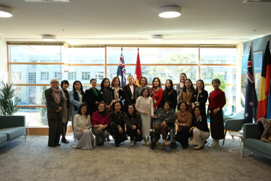 Women in leadership 7 visited visited DFAT in Canberra and met with Caroline Linke, Assistant Secretary - Vietnam and Mekong Strategy Branch, Majdie Hordern - DFAT, and Robyn Mudie (former Ambassador to Vietnam).