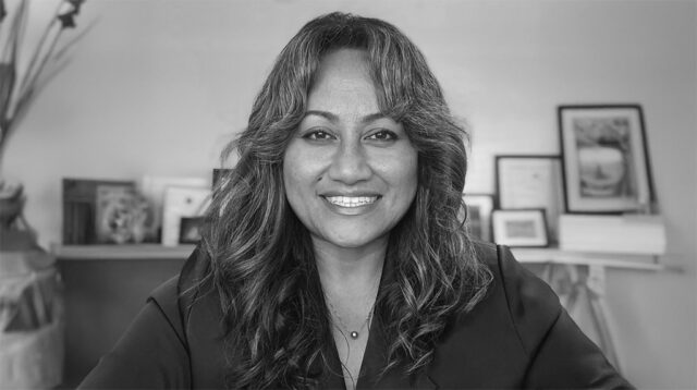 Portrait image of Elaine Elemani